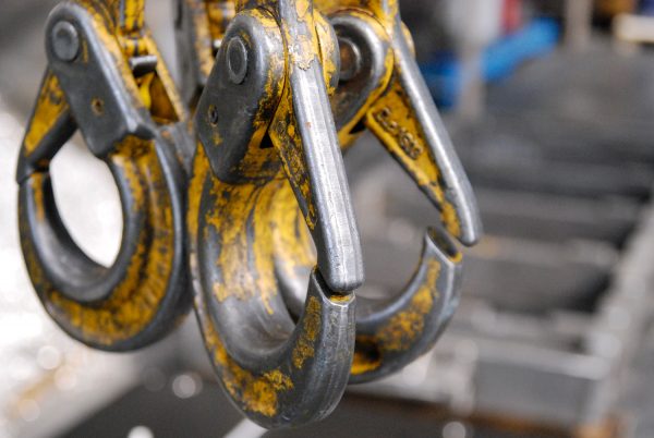 Matériel de levage pour les pièces usinées